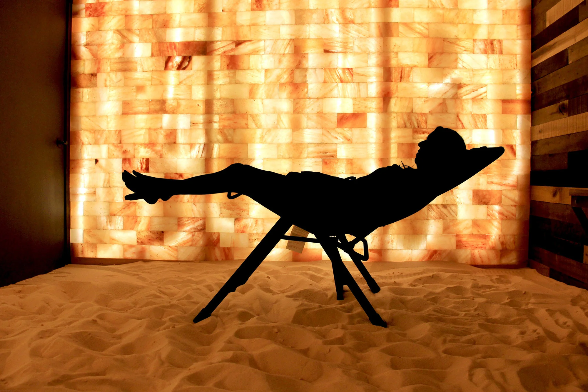 Salt room cleansing environment